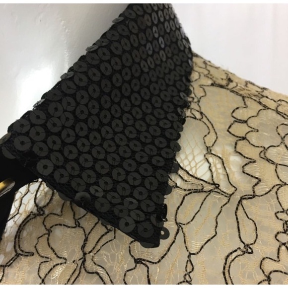 Issi Beige Black Lace Sequins Trim Top Size M - Picture 4 of 7